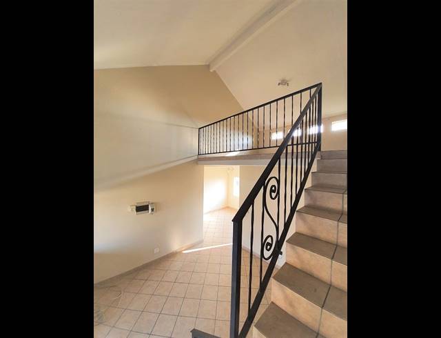 2 BEDROOM APARTMENT TO LET IN VORNA VALLEY